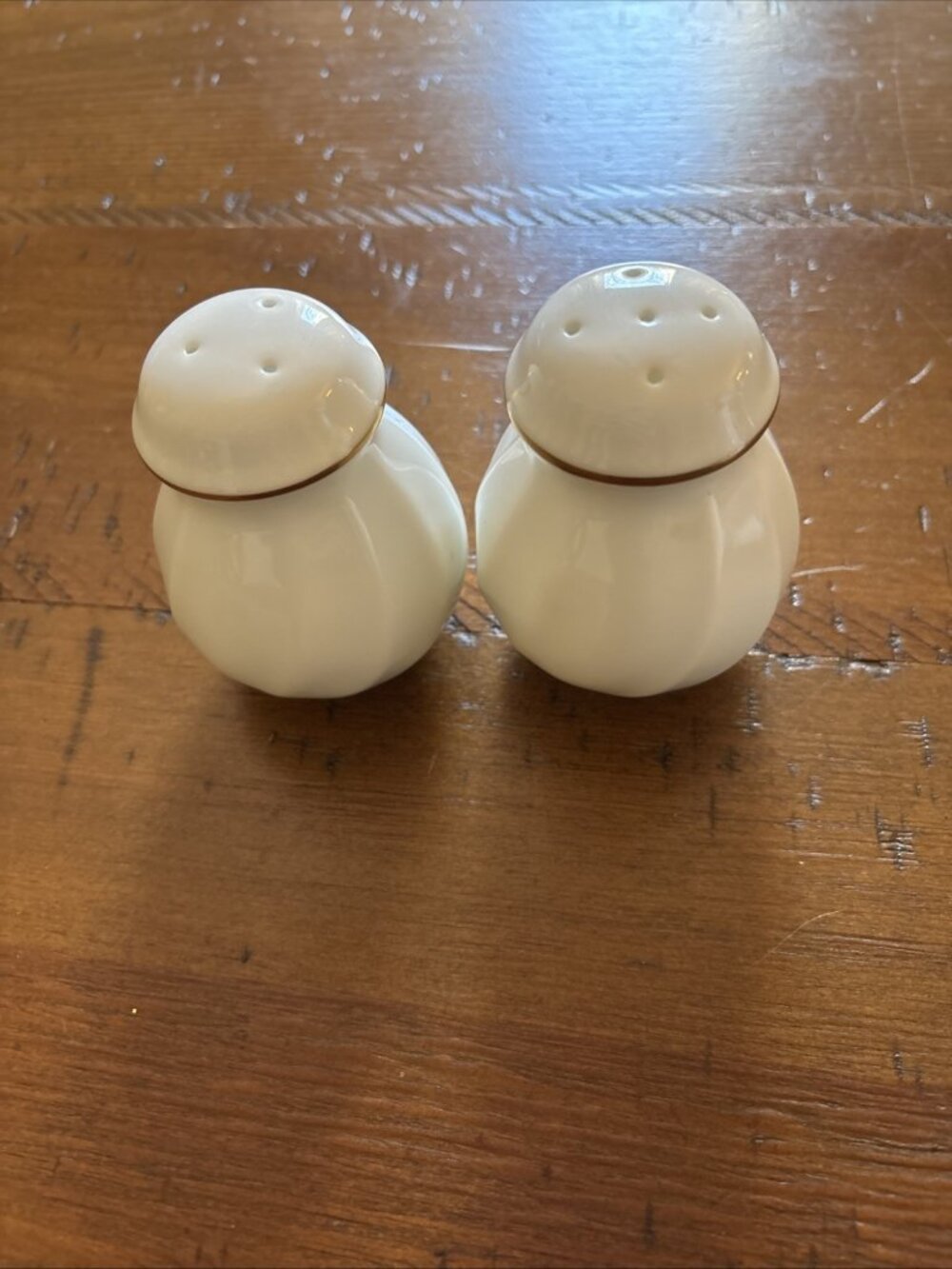 Wedding Band Gold Salt & Pepper Shakers By Mikasa - Picture 4 of 6